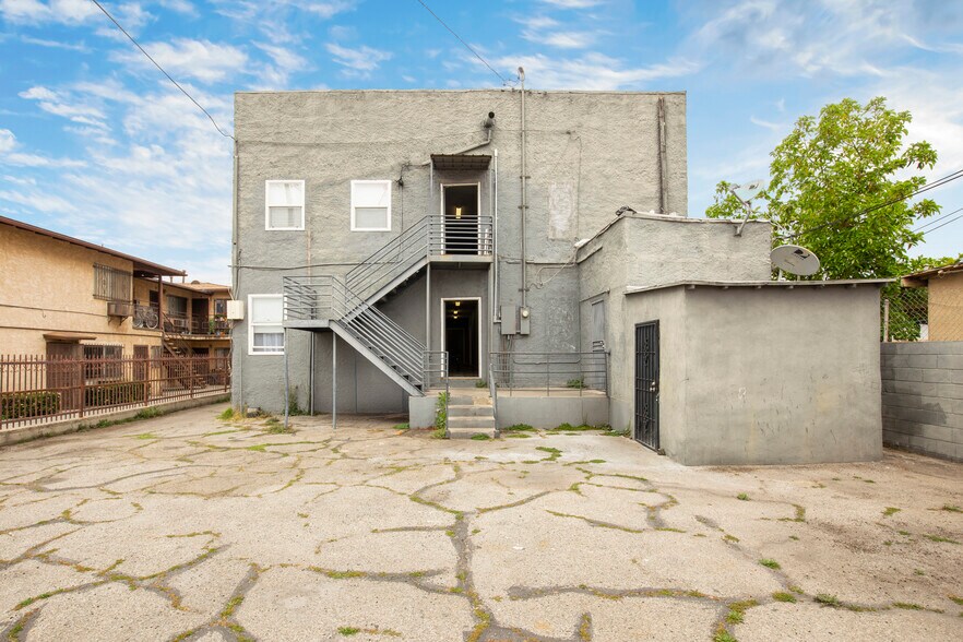 More Photos Of 722 S Ford Blvd, Los Angeles Apartments For Sale