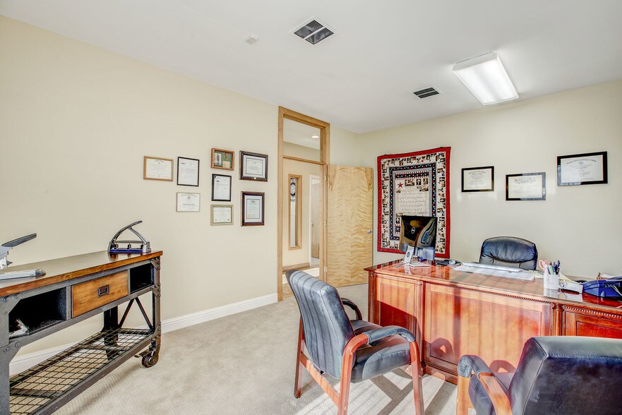 More Photos Of 6151 Garfield Ave, Sacramento Medical For Sale