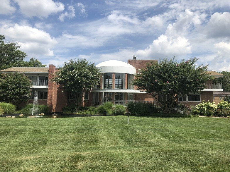 More Photos Of 8136 Old Keene Mill Rd, Springfield Medical For Sale