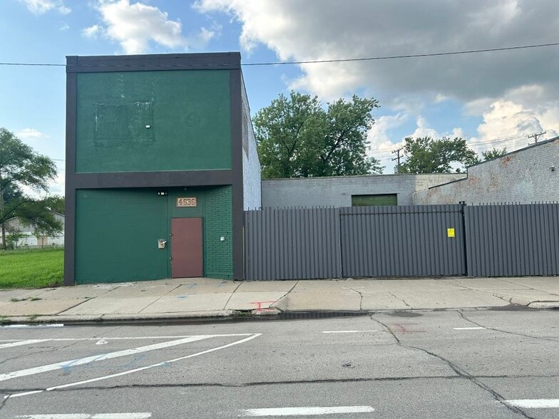 Primary Photo Of 4536 Michigan Ave, Detroit Storefront For Sale