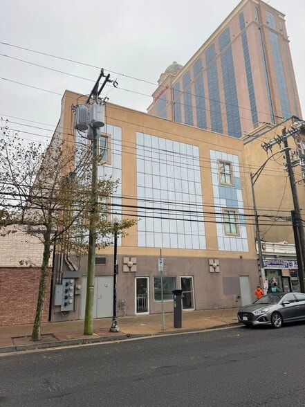 Primary Photo Of 2718-2720 Atlantic Ave, Atlantic City Office For Sale