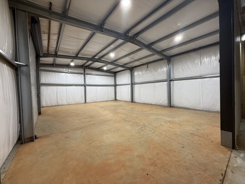 More Photos Of 125 Payne Rd, Anderson Flex For Sale