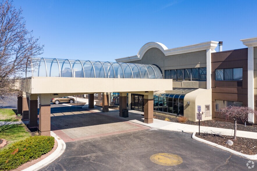 More Photos Of 1919 Star Batt Dr, Rochester Hills Hotel For Sale