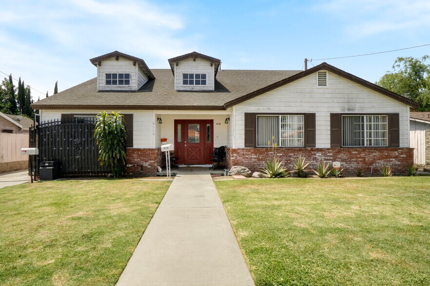 Primary Photo Of 8118 Alameda St, Downey Apartments For Sale
