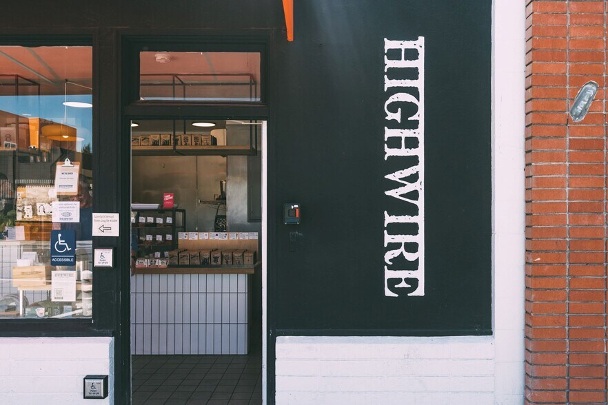 More Photos Of 1236 Park St, Alameda Storefront Retail Residential For Sale