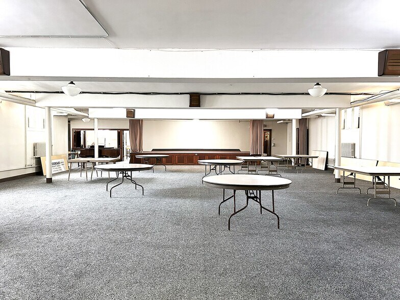 More Photos Of 1900 Oak Park Ave, Berwyn Religious Facility For Sale