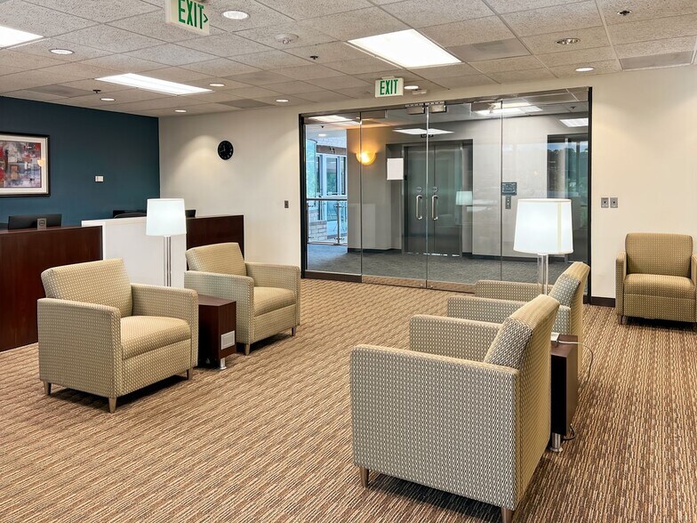 More Photos Of 100 West Rd, Towson Coworking Space