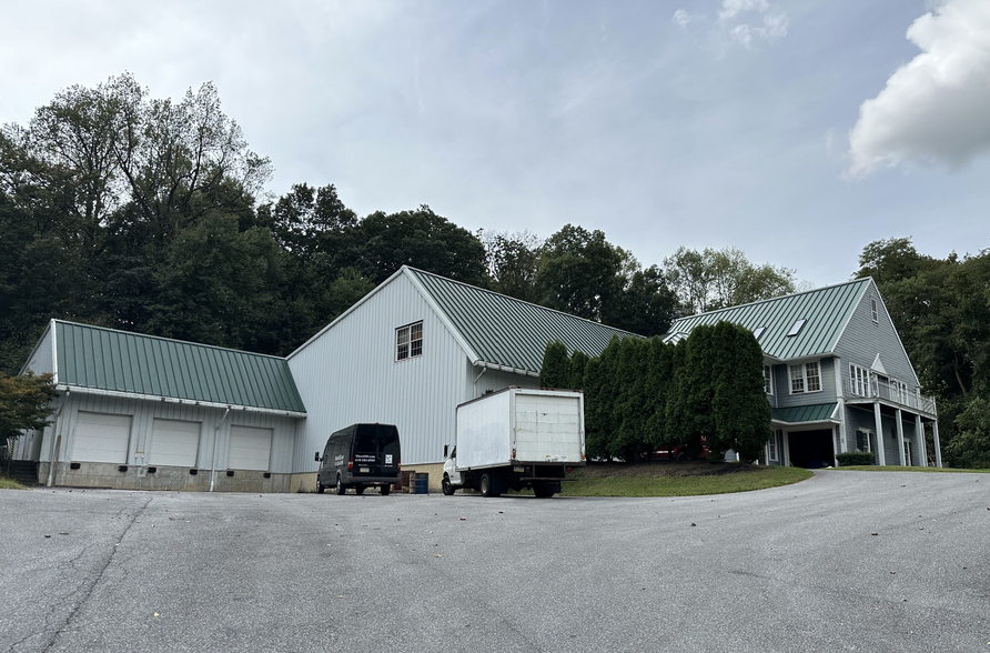 Primary Photo Of 2 Brewery Ln, Elverson Light Distribution For Lease