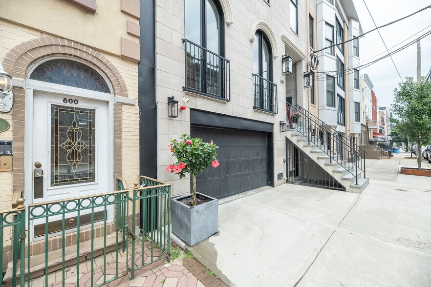 More Photos Of 600 Grand St, Hoboken Office Residential For Sale
