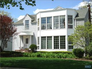 Primary Photo Of 75 Summit Ave, Hackensack Medical For Lease