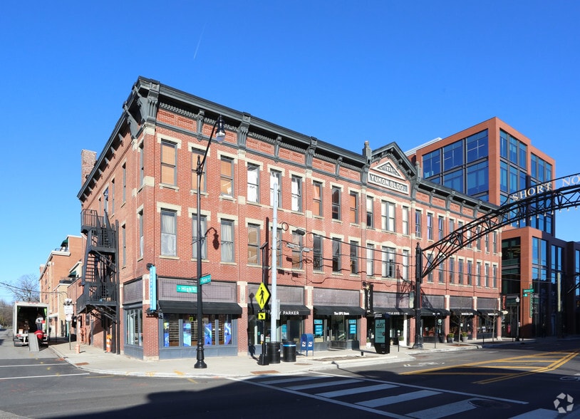 More Photos Of 601-615 N High St, Columbus Apartments For Lease