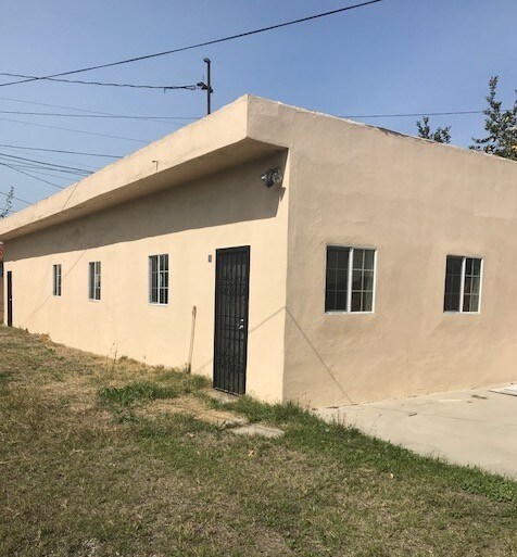 More Photos Of 7511 State St, Huntington Park Medical For Lease