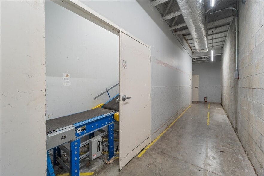 More Photos Of 12750 S Military Trl, Boynton Beach Drugstore For Sale