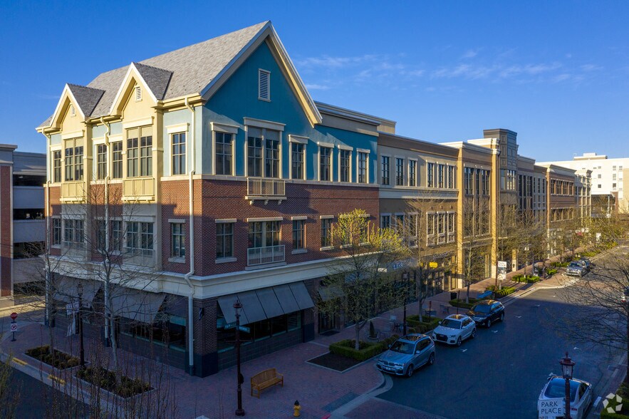 More Photos Of 11635 Ash St, Leawood Coworking Space