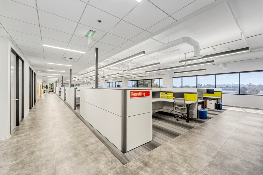 More Photos Of 4910 Airport Plaza Dr, Long Beach Loft Creative Space For Lease