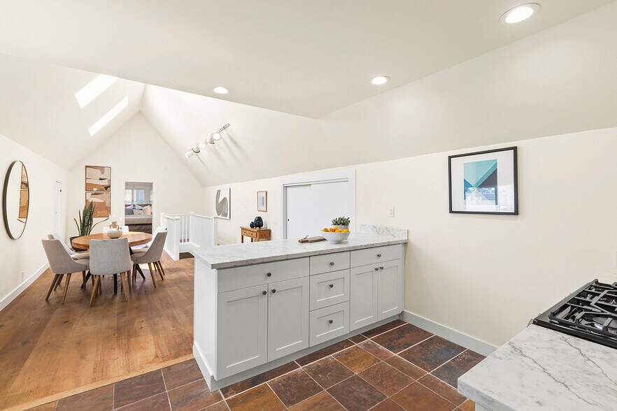 More Photos Of 2275 California St, San Francisco Apartments For Sale