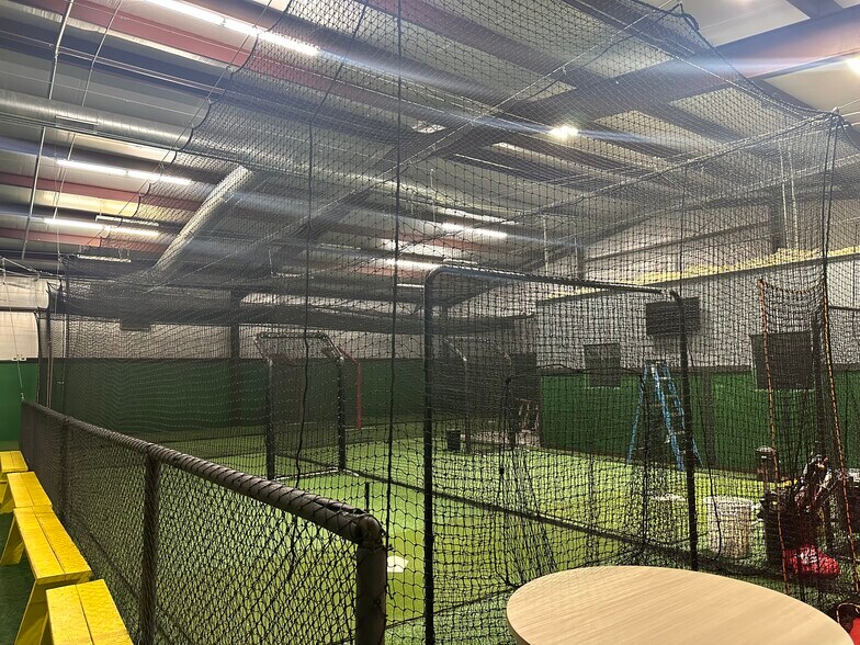 More Photos Of 239 Investment Loop, Hutto Warehouse For Lease