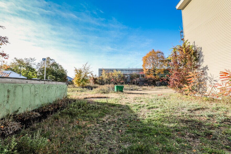 More Photos Of 68 Quinnipiac St, Wallingford Land For Sale