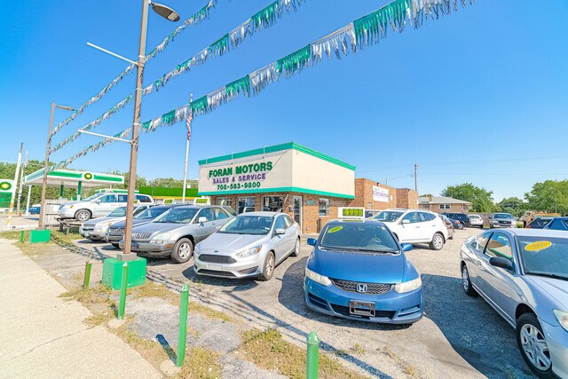 More Photos Of 7948 W 79th St, Bridgeview Auto Dealership For Sale