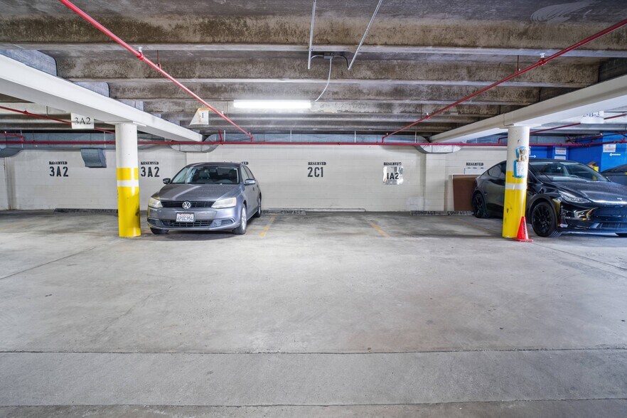 More Photos Of 2535 Kettner Blvd, San Diego Office Residential For Sale