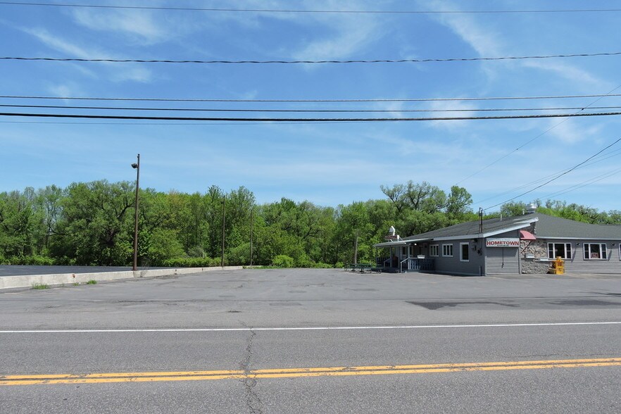 More Photos Of 7991 Route 31, Bridgeport Restaurant For Sale
