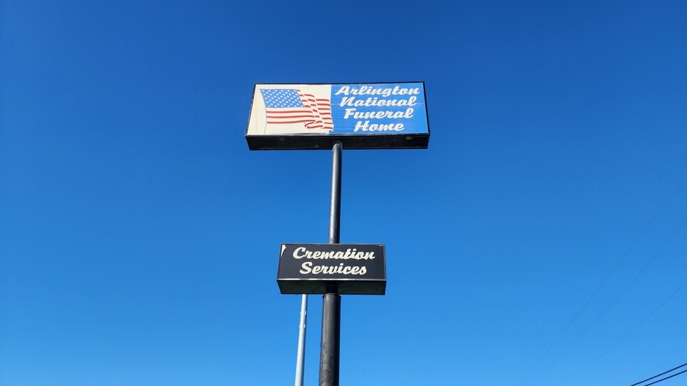 More Photos Of 5601 Arlington St, Houston Funeral Home For Sale