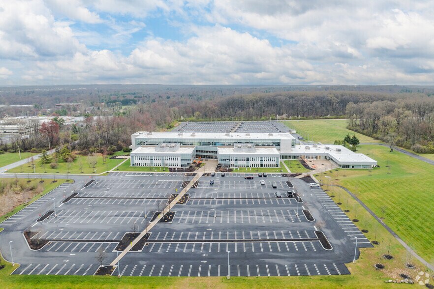 More Photos Of 785 Arbor Way, Blue Bell Office For Lease