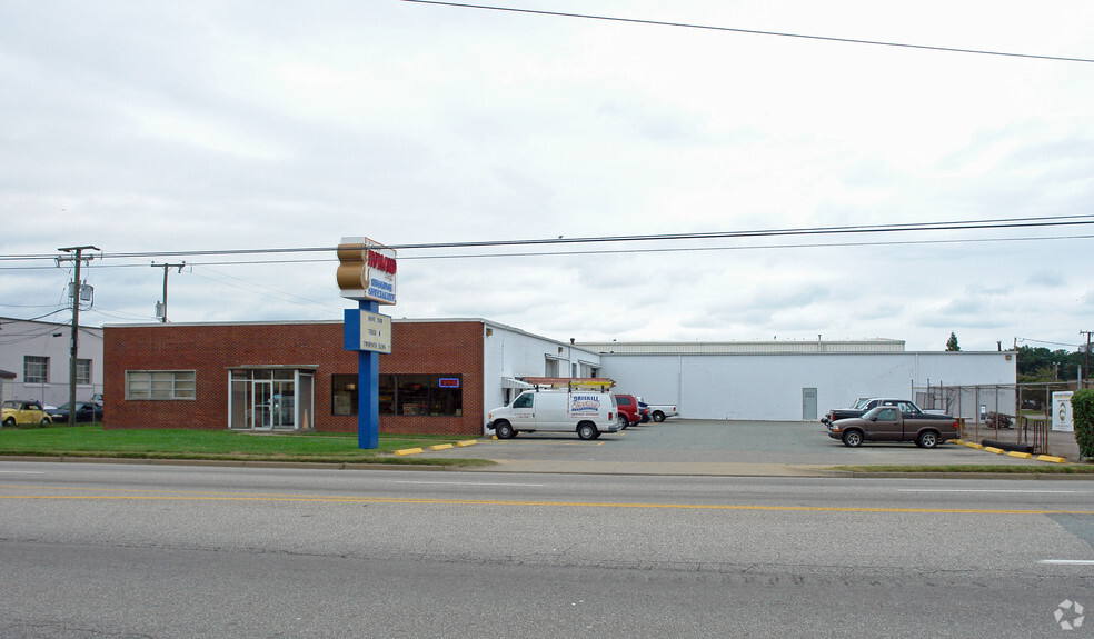 Primary Photo Of 402 Aberdeen Rd, Hampton Service For Lease