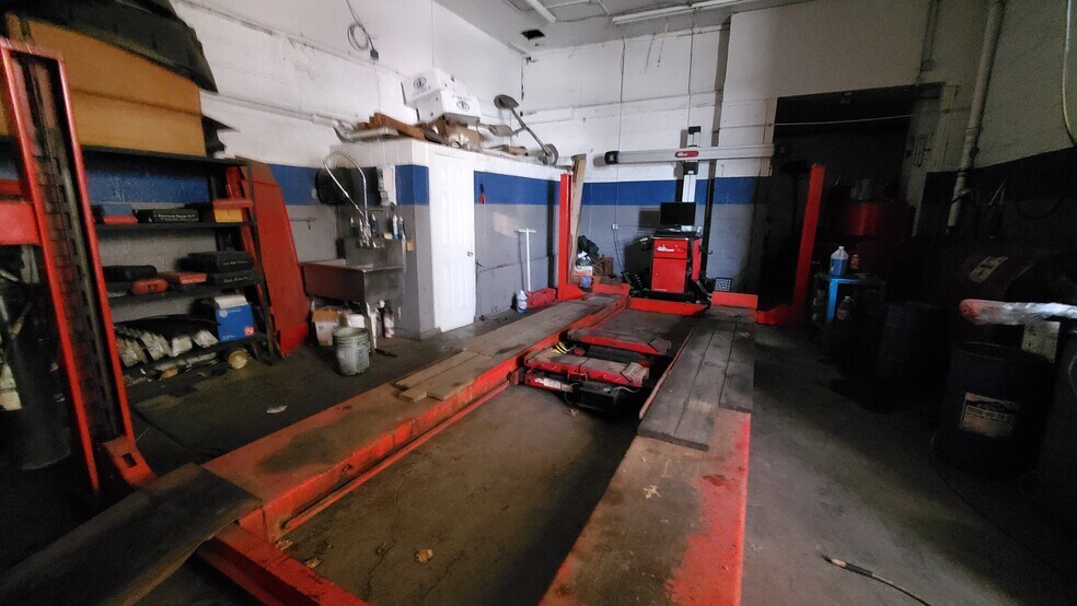 More Photos Of 2420 Rt 52, Pine Bush Light Distribution For Sale