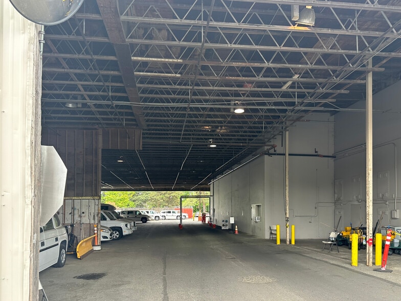 More Photos Of 8805-8815 S 190th St, Kent Unknown For Lease