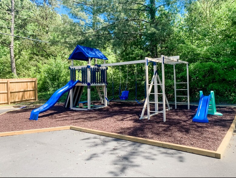 More Photos Of 10431 Patterson Ave, Richmond Coworking Space