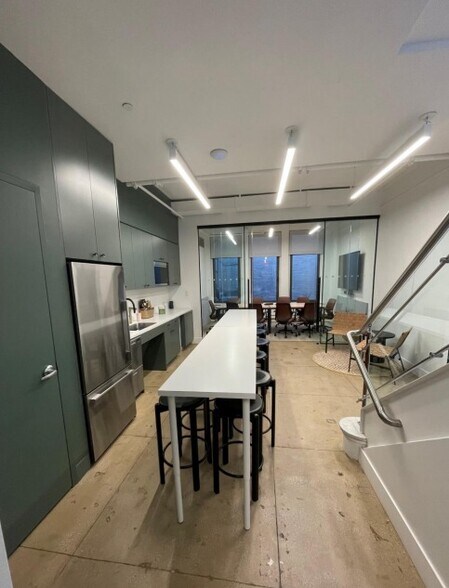 More Photos Of 2 W 45th St, New York Office For Lease