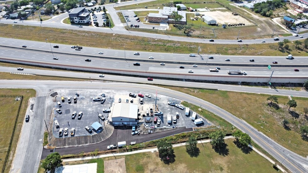 More Photos Of 2250 S IH-35, New Braunfels Auto Dealership For Sale