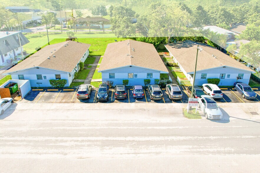 Primary Photo Of 707-715 SW 5th St, Dania Beach Apartments For Sale