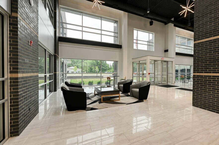 More Photos Of 1255 High St, Wadsworth Medical For Lease