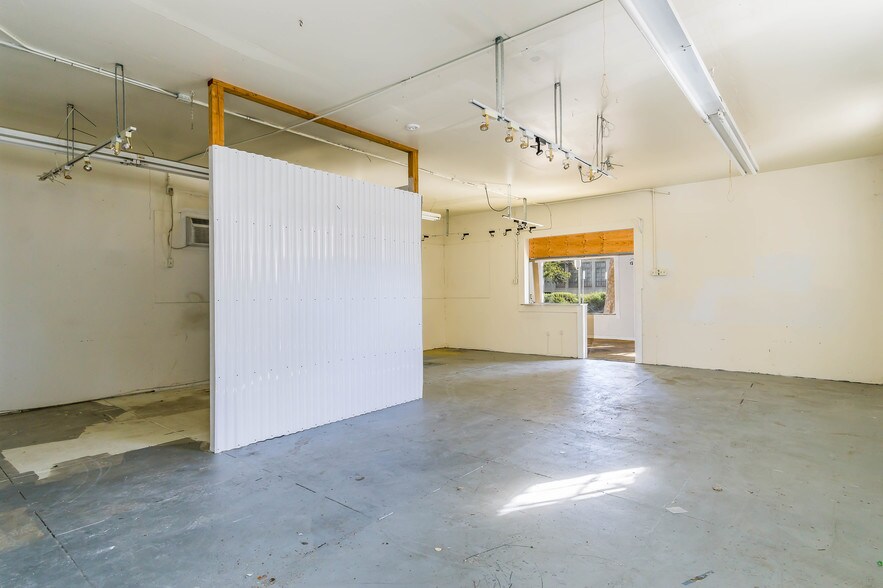 More Photos Of 290 Seminary Ave, Ukiah Storefront Retail Residential For Sale