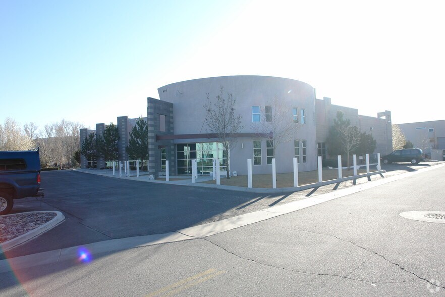 More Photos Of 890 E Patriot Blvd, Reno Light Distribution For Sale