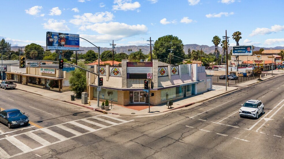 More Photos Of 22001 Sherman Way, Canoga Park Freestanding For Lease