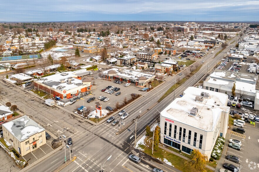 More Photos Of 1108-1136 Boul Saint-Joseph, Drummondville General Retail For Lease