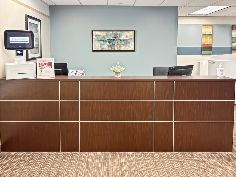 More Photos Of 1309 Beacon St, Brookline Coworking Space