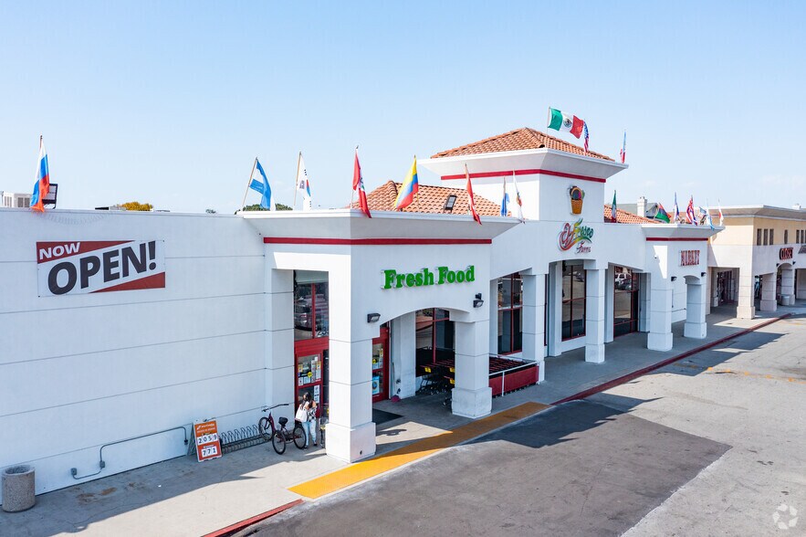 More Photos Of 23401-23565 S Avalon Blvd, Carson Freestanding For Lease