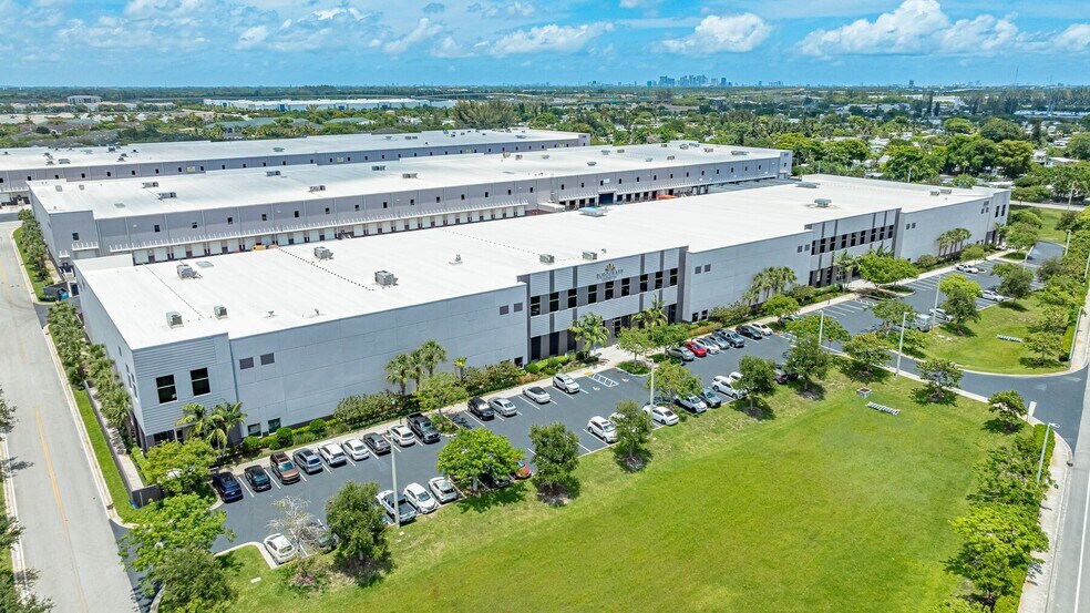More Photos Of 3300 SW 64th Ave, Davie Unknown For Lease