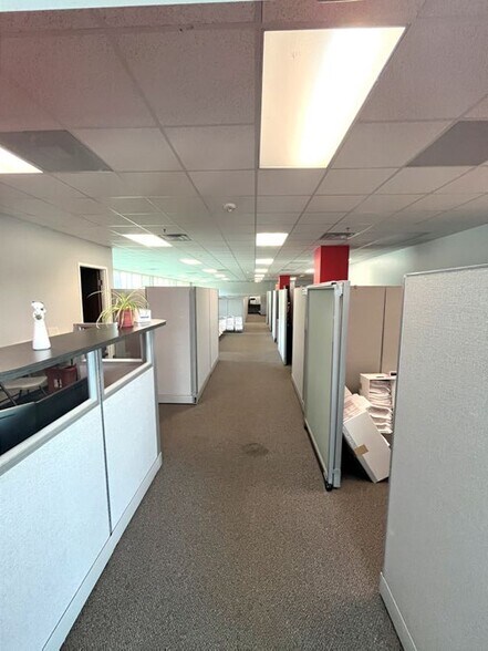 More Photos Of 11601 Iron Bridge Rd, Chester Medical For Lease