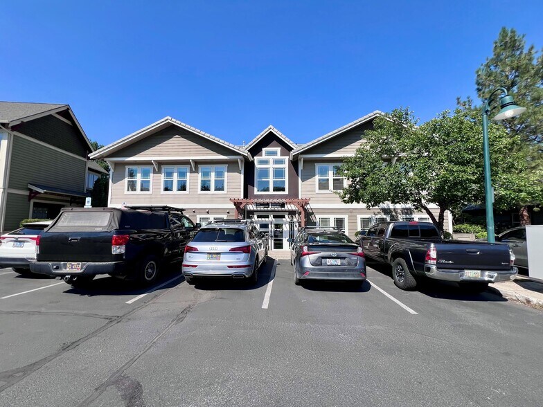 More Photos Of 151 SW Shevlin Hixon Dr, Bend Office For Sale