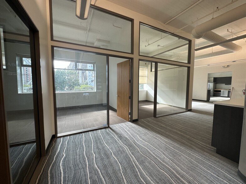 More Photos Of 444-470 Spear St, San Francisco Office For Lease