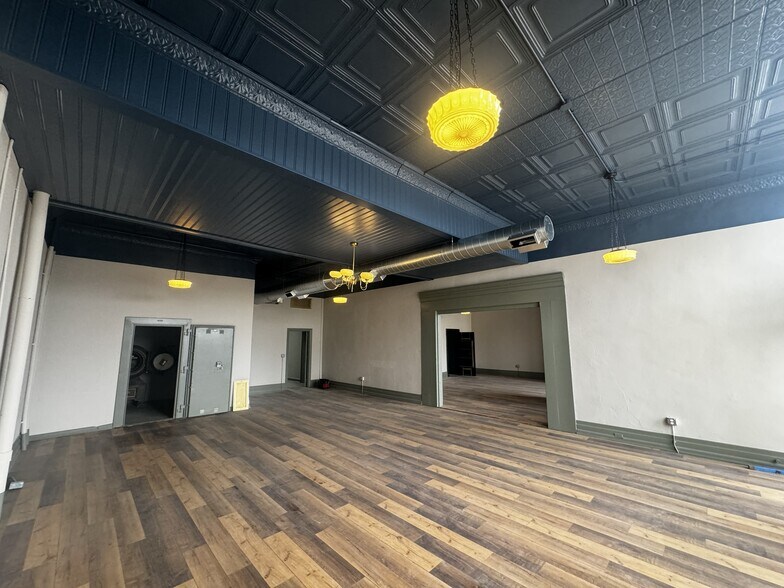 More Photos Of 218 The Blvd, Eden Storefront Retail Office For Lease