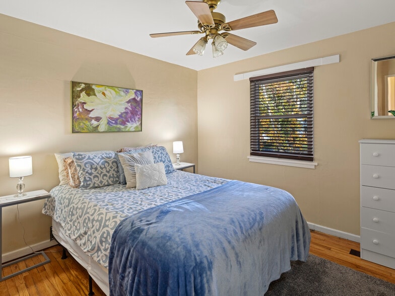 More Photos Of 615 Biltmore Ave, Asheville Apartments For Sale