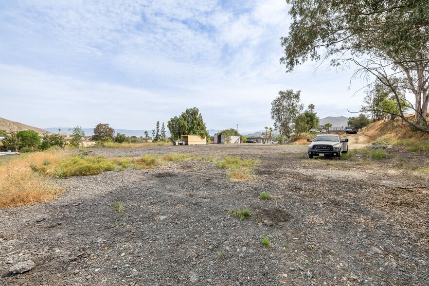 More Photos Of 2981 S La Cadena Dr, Colton Land For Sale