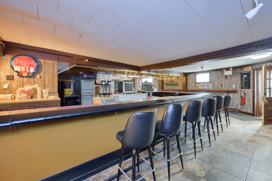 More Photos Of 601 S Front St, Wrightsville Specialty For Sale