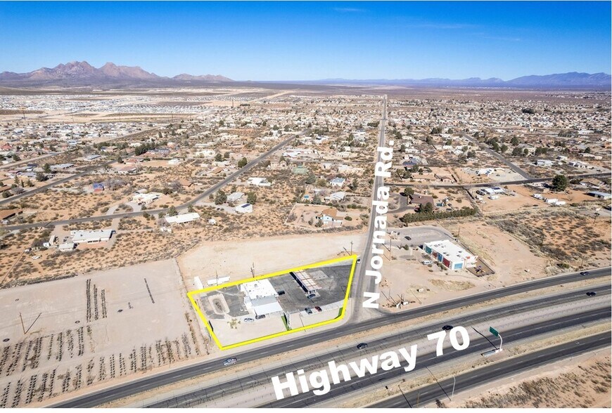 More Photos Of 5701 N Jornada Rd, Las Cruces Service Station For Sale